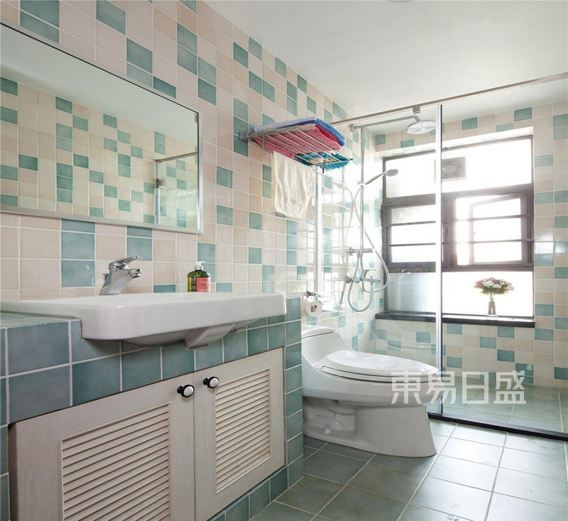 上海上海绿城145平美式风格三居室卫生间装修效果图