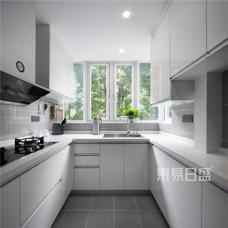上海望族苑122平现代简约风格住宅厨房装修效果图