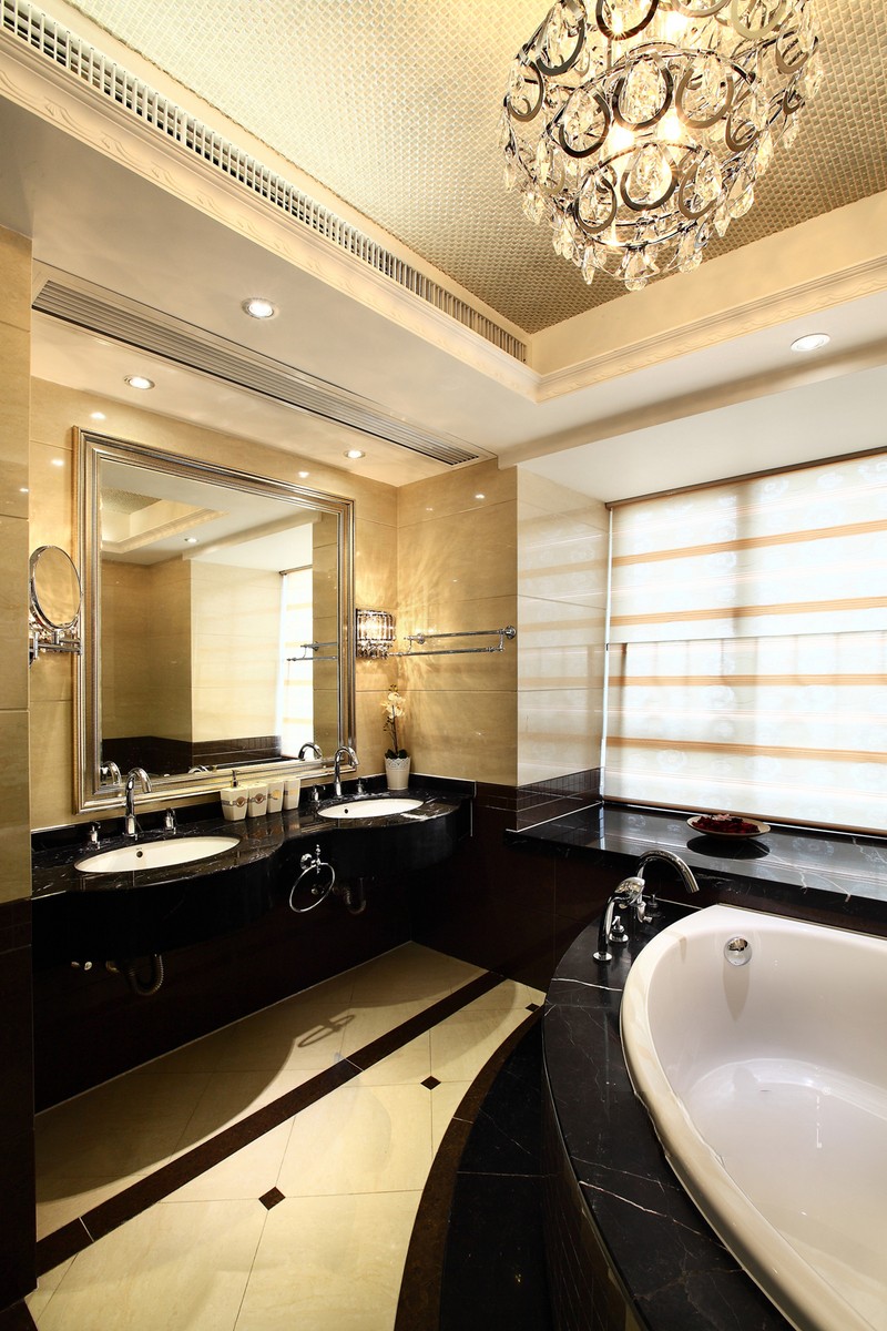 上海亚东观云国际130平简欧风格三居室卫生间装修效果图