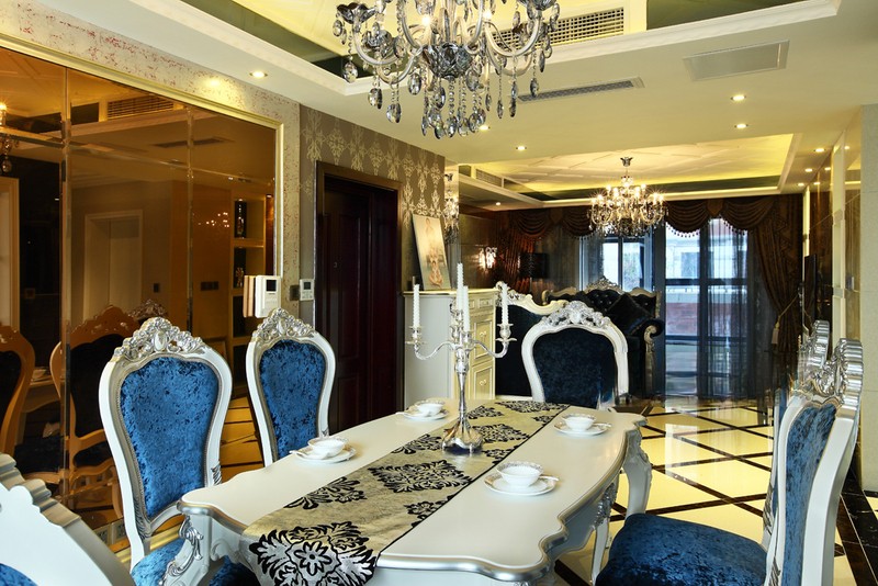 上海天泽苑130平欧式风格三室二厅二卫一厨餐厅装修效果图