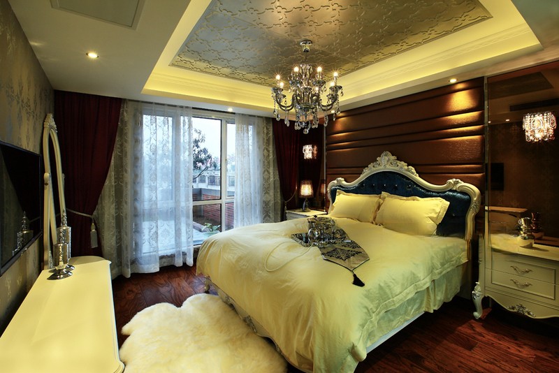 上海天泽苑130平欧式风格三室二厅二卫一厨卧室装修效果图