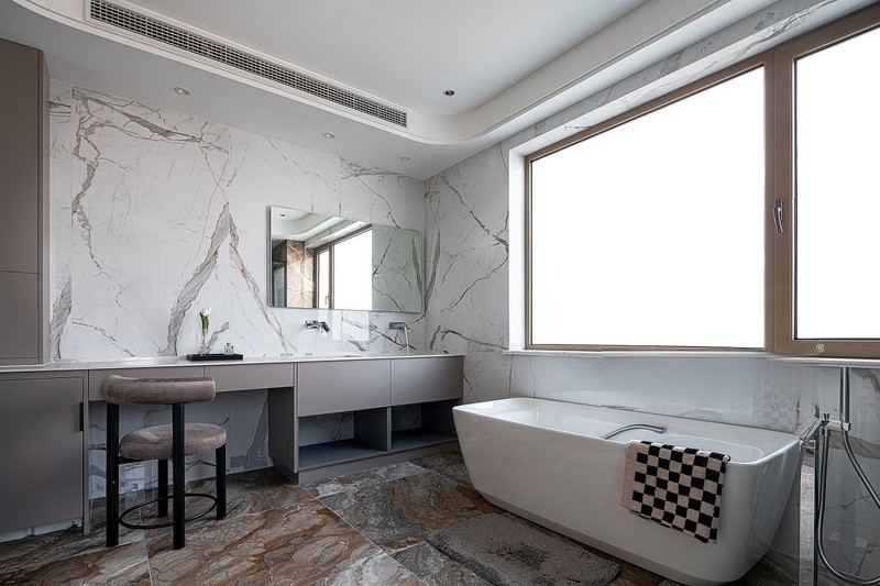 上海上海银河丽湾240平现代简约风格四居室卫生间装修效果图
