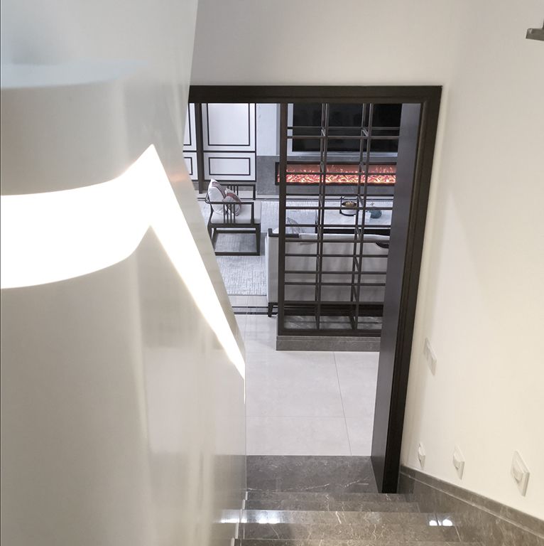 昆山市苏园400平新中式风格独栋别墅楼梯装修效果图