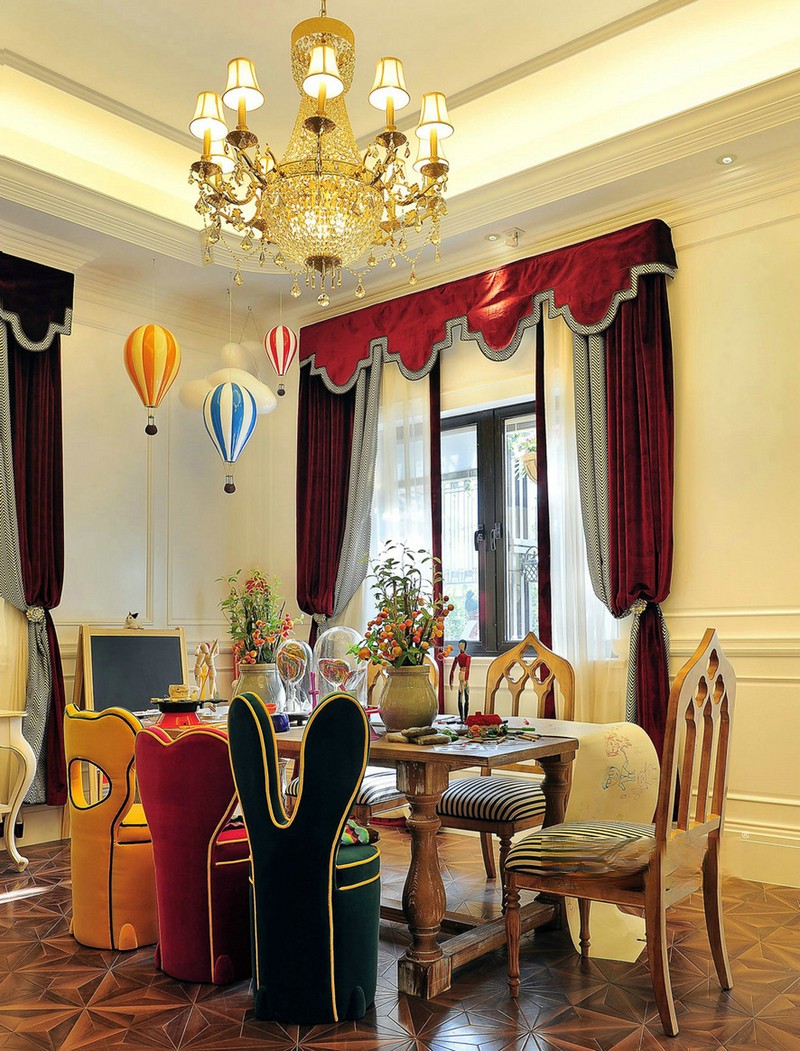 上海世联350平法式风格别墅餐厅装修效果图