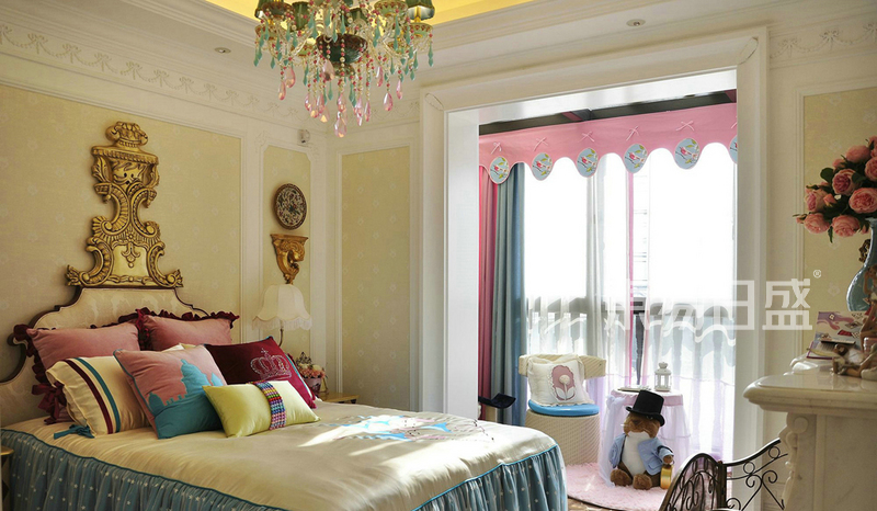 上海世联350平法式风格别墅卧室装修效果图